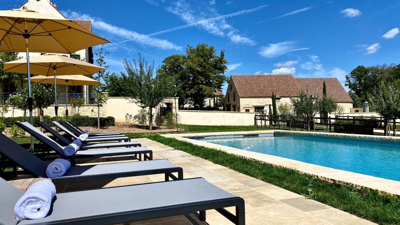 Domaine De Rymska & Spa - Relais & Chateaux Saint-Jean-de-Trezy ภายนอก รูปภาพ