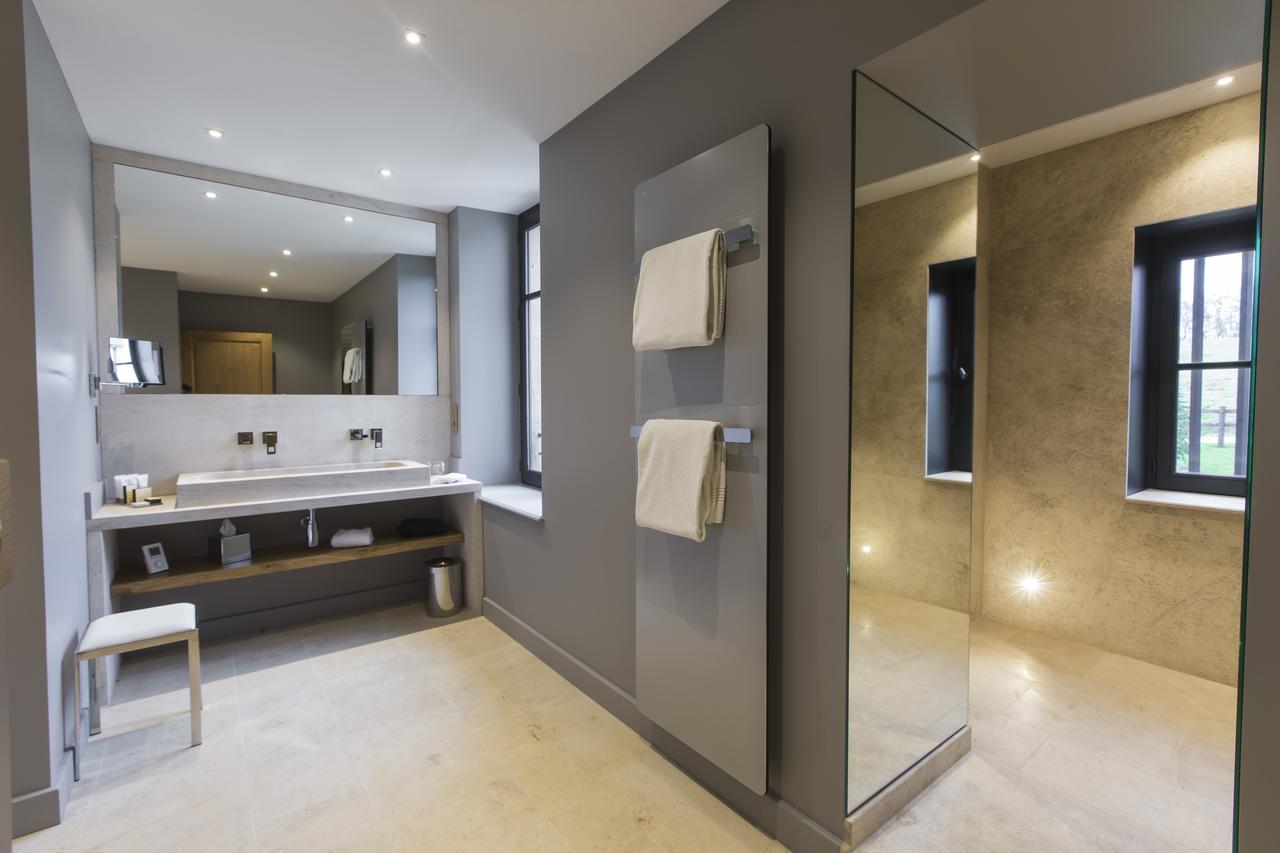 Domaine De Rymska & Spa - Relais & Chateaux Saint-Jean-de-Trezy ภายนอก รูปภาพ